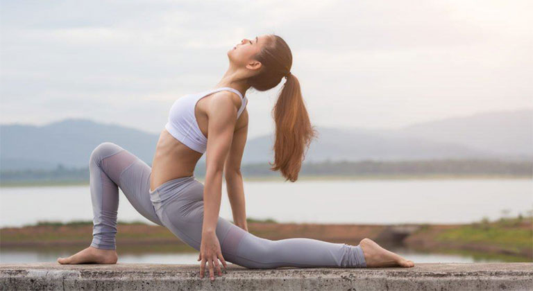  tập yoga chữa gai cột sống