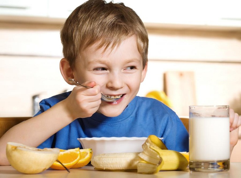 5 cách chữa chướng bụng đầy hơi ở trẻ nhỏ hiệu quả