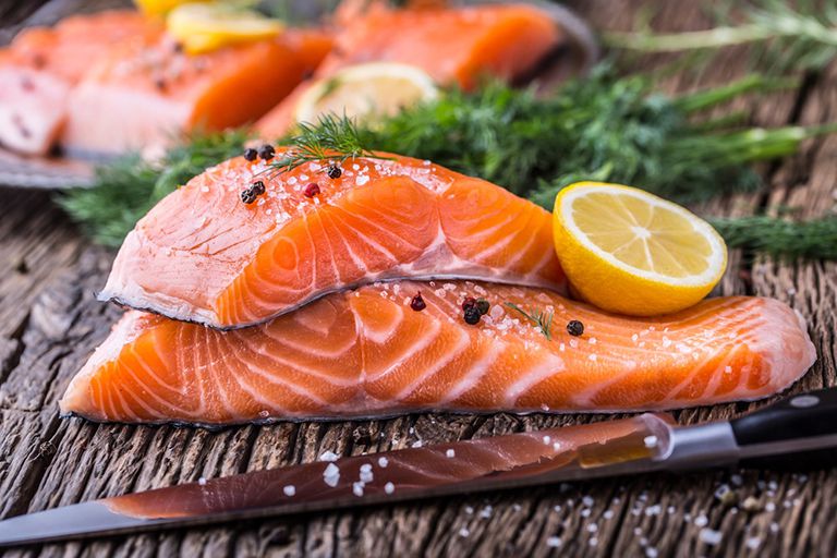Tăng cường bổ sung cá vào chế độ ăn uống có tác dụng rất tốt đối với bệnh nhân bị tiểu đường