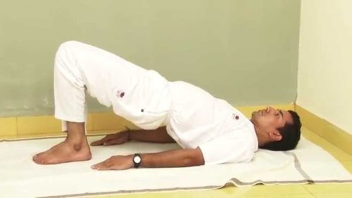 Tập Yoga cũng là một trong những bài tập chữa xuất tinh sớm hiệu quả