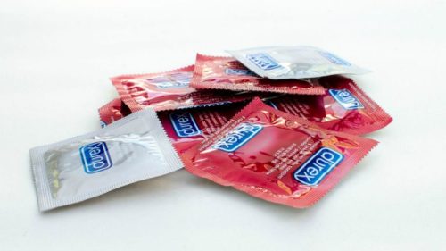 Bao cao su Invisible là dòng sản phẩm bao cao su siêu mỏng của Durex.