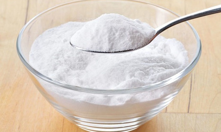 trị hôi chân bằng baking soda