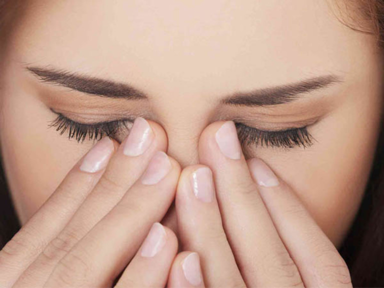 Các bệnh lý liên quan đến đau hốc mắt