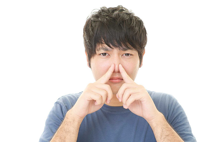 Lỗ mũi có mùi hôi là dấu hiệu của viêm xoang?