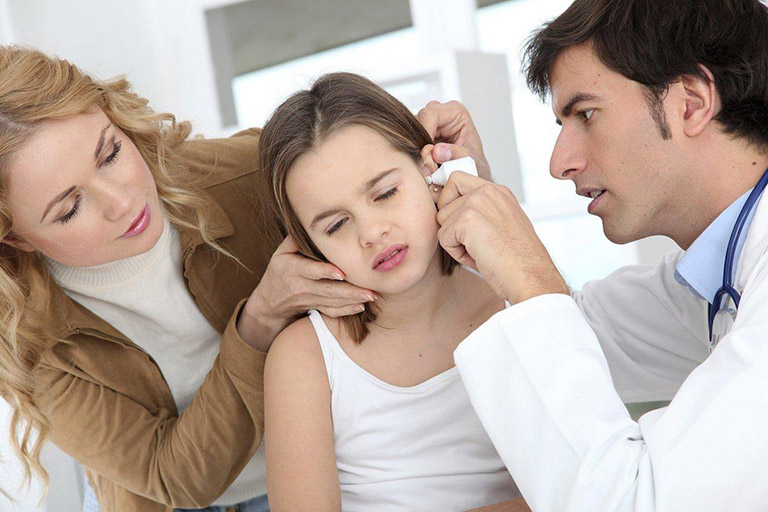 Chẩn đoán bệnh viêm tai giữa cấp ở trẻ nhỏ