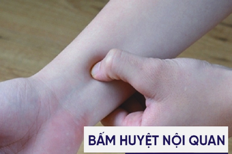 Bấm huyệt nội quan chữa mất ngủ