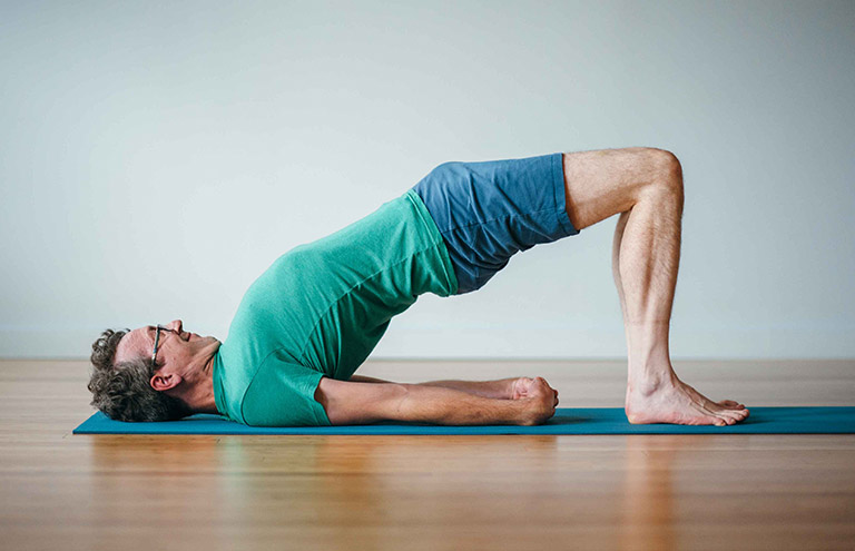 Tư thế Setu Bandha Sarvangasana