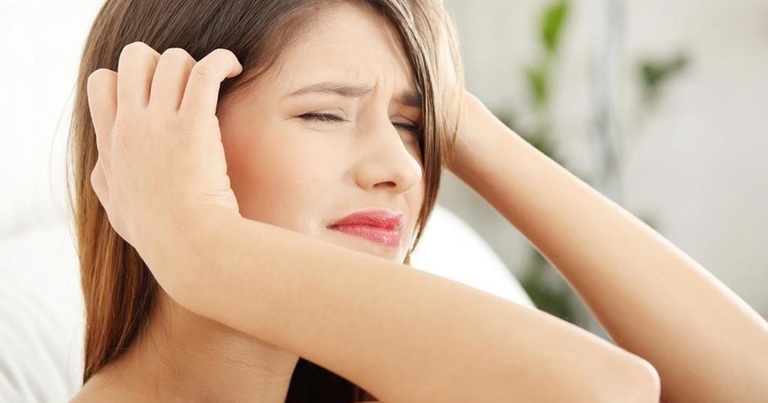 Tiếng ve kêu trong tai là bệnh gì?