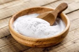 Baking soda được cho là có công dụng tốt trong hỗ trợ điều trị hôi miệng