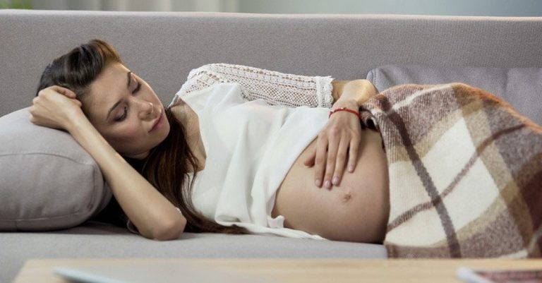 Nhiệt miệng khi mang thai ở mức độ nhẹ sẽ không ảnh hưởng nghiêm trọng đến mẹ và bé