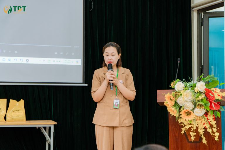 Bà Đinh Thị Kim Thoa chia sẻ về dự án “ Bảo vệ tim mạch Việt Nam”