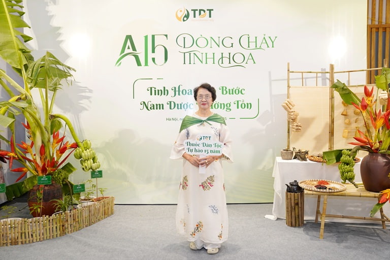 Bác sĩ Nguyễn Thị Nhuần đã dành nhiều trăn trở, tâm huyết cho Trung tâm Thuốc dân tộc Bác sĩ Nguyễn Thị Nhuần đã dành nhiều trăn trở, tâm huyết cho Trung tâm Thuốc dân tộc