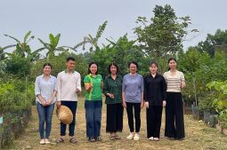 Đội ngũ Thuốc dân tộc trong chuyến khảo sát vùng trồng dược liệu đạt chuẩn GACP - WHO của Bông Sen Vàng tại Hà Giang