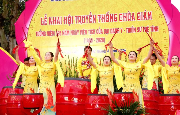 Hoạt động văn hóa nghệ thuật